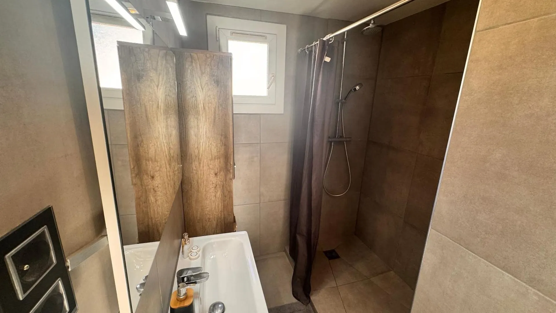 Apartment Spacieux/Paisible 5 Pieces En Plein Coeur De Nice